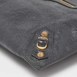 Pre Owned Balenciaga Grey Leather Classic Hardware Zip Pouch