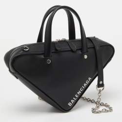 مملوكة مسبقًا Balenciaga Black Leather XS Triangle Duffle Bag