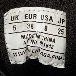 مملوكة مسبقًا حذاء رياضى بالنسياغا منخفض من أعلى تريبل أس جلد سويدى ونايلون أسود مقاس 39