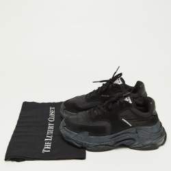 مملوكة مسبقًا حذاء رياضى بالنسياغا منخفض من أعلى تريبل أس جلد سويدى ونايلون أسود مقاس 39