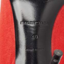 مملوكة مسبقًا حذاء كعب عالي بالنسياغا نيف قماش وشعار باللون الأحمر والأسود جلد مقاس 40