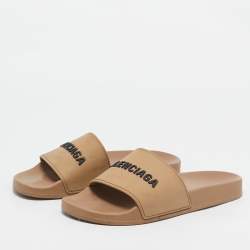Pre Owned Balenciaga Beige Rubber Logo Pool Slides Size 39