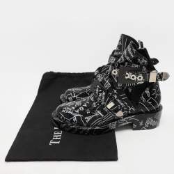 مملوكة مسبقًا بوت بالنسياجا جرافيتي جلد لامع أسود مقاس 38