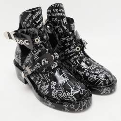 مملوكة مسبقًا بوت بالنسياجا جرافيتي جلد لامع أسود مقاس 38