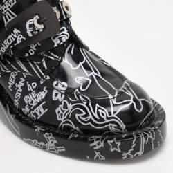 مملوكة مسبقًا بوت بالنسياجا جرافيتي جلد لامع أسود مقاس 38