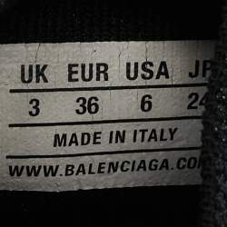 مملوكة مسبقًا حذاء رياضي بالنسياغا سبيد ترينر قماش تريكو غليتر فضي / أسود مقاس 37