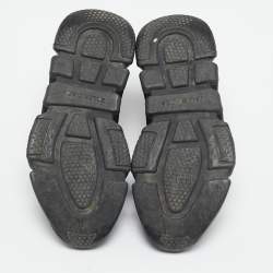 مملوكة مسبقًا حذاء رياضي بالنسياغا سبيد ترينر قماش تريكو غليتر فضي / أسود مقاس 37