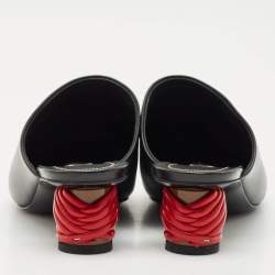 Pre Owned حذاء سلايد بالنسياغا بيستروت جلد أسود مقاس 41