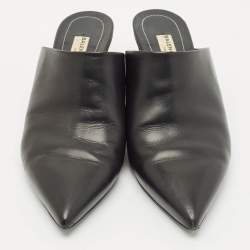 Pre Owned حذاء سلايد بالنسياغا بيستروت جلد أسود مقاس 41