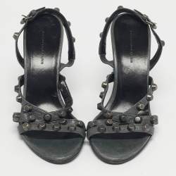 مملوكة مسبقًا Balenciaga Green Leather Arena Studded Strappy Wedge Sandals Size 39