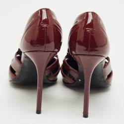 مملوكة مسبقًا حذاء كعب عالي بالنسياغا قصات مفرغة مطاط وجلد أسود مقدمة مدببة مقاس 37