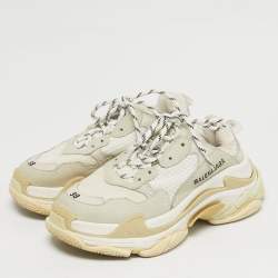 مملوكة مسبقًا Balenciaga Triple S Size 38 Beige Fabric and Nubuck Leather Lace Up Sneakers