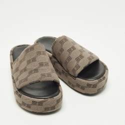 مملوكة مسبقًا Balenciaga Rise Size 39 Brown Canvas Platform Sandals