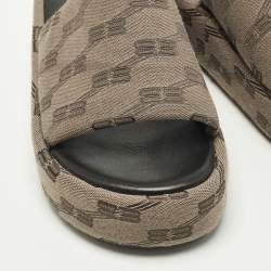 مملوكة مسبقًا Balenciaga Rise Size 39 Brown Canvas Platform Sandals