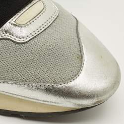 مملوكة مسبقًا Balenciaga Race Runner Size 39 Silver/Grey Leather and Mesh Low Top Sneakers