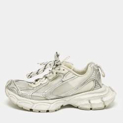 مملوكة مسبقًا Balenciaga 3XL Size 39 Silver Faux Leather and Net Lace Up Sneakers