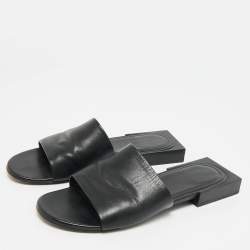 مملوكة مسبقًا Balenciaga Box Size 37 Black Leather Flat Slides