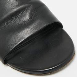 مملوكة مسبقًا Balenciaga Box Size 37 Black Leather Flat Slides