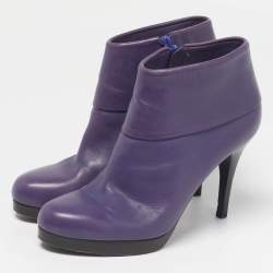 Pre Owned حذاء بوت الكاحل جلد أرجواني بالنسياغا مقاس 40