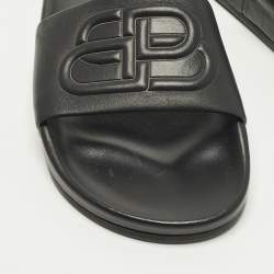 Pre Owned Balenciaga Piscine Size 39 Black Leather Flat Slide