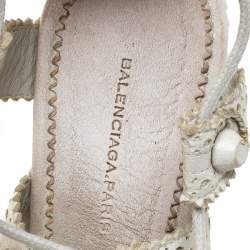 مملوكة مسبقًا صندل بالنسياغا جلد أبيض إسبادريل برباط كعب روكي بحزام للكاحل مقاس 38