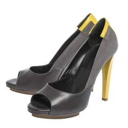 مملوكة مسبقًا Balenciaga Grey/Yellow Canvas and Leather Peep Toe Pumps Size 38