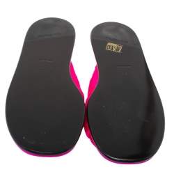 Pre Owned صندل سلايد فلات بالنسياغا فيونكة ساتان فوشيا مقاس 37