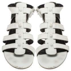 Pre Owned صندل فلات بالنسياغا غلادياتور مرصع جلد أبيض مقاس 39