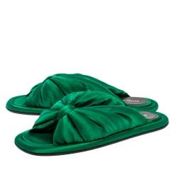 مملوكة مسبقًا Balenciaga Green Satin Bow Flat Slides Size 36