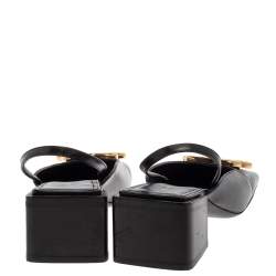 Pre Owned صندل بالنسياغا فتحة كعب مقدمة مربعة شعار بى بى جلد أسود مقاس 