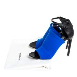 مملوكة مسبقًا صندل بالنسياغا غلوف جلد ونيوبرين أسود / أزرق سير كاحل مقاس 36