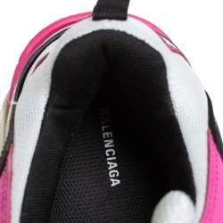 مملوكة مسبقًا Balenciaga Multicolor Nubuck And Mesh Triple S Lace Up Sneaker Size 38