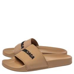 Pre Owned Balenciaga Beige Rubber Logo Pool Slides Size 39