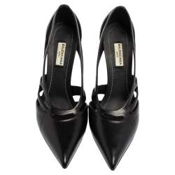 مملوكة مسبقًا حذاء كعب عالي بالنسياغا جلد أسود قصات ليزر عنكبوت مقدمة مدببة مقاس 39.5