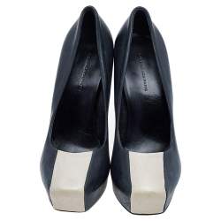 Balenciaga Black/Beige Leather Pumps Size 38.5