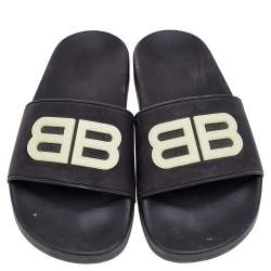 Pre Owned حذاء سلايدز بالنسياغا فلات شعار بي بي مطاط أسود مقاس 38
