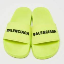 مملوكة مسبقًا Balenciaga Neon Green Rubber Embossed Logo Slides Size 38