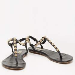 مملوكة مسبقًا Balenciaga Black Leather Studded Arena Flat Thong Sandals Size 38