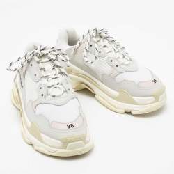 مملوكة مسبقًا حذاء رياضي بالنسياغا تريبل أس جلد وشبك رصاصي / أبيض عنق منخفض مقاس 38