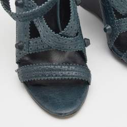 مملوكة مسبقًا صندل بالنسياغا جلد أخضر بروغي كعب روكي مقاس 38.5