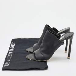 مملوكة مسبقًا Balenciaga Black Neoprene Glove Open Toe Mules Size 35.5