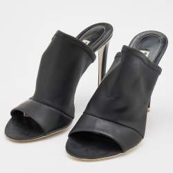 مملوكة مسبقًا Balenciaga Black Neoprene Glove Open Toe Mules Size 35.5