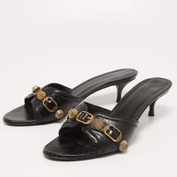 مملوكة مسبقًا Balenciaga Black Leather Cagole Slide Sandals Size 40