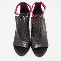 Balenciaga Black/Pink Lasercuts Leather Glove  Sandals Size 40