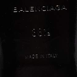 Pre Owned صندل إصبع بالنسياغا أرينا جلد أصفر مرصع مقاس 38