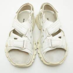 مملوكة مسبقًا Balenciaga White Rubber and Faux Leather Track Sandals Size 38