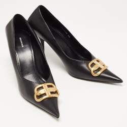 Pre Owned Balenciaga Black Leather Pointed Toe Pumps Size 40