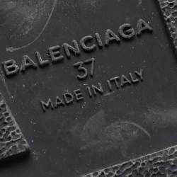 مملوكة مسبقًا Balenciaga Burgundy Leather and Mesh Race Runner Sneakers Size 37