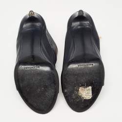 Pre Owned Balenciaga  Black Leather Ankle Strap Sandals Size 38