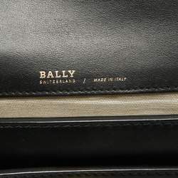 Pre Owned Bally Black/Gold Leather Suzy Chain Clutch